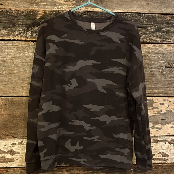 Athleta Studio to Street Printed Sweatshirt Camo - Picture 2 of 10